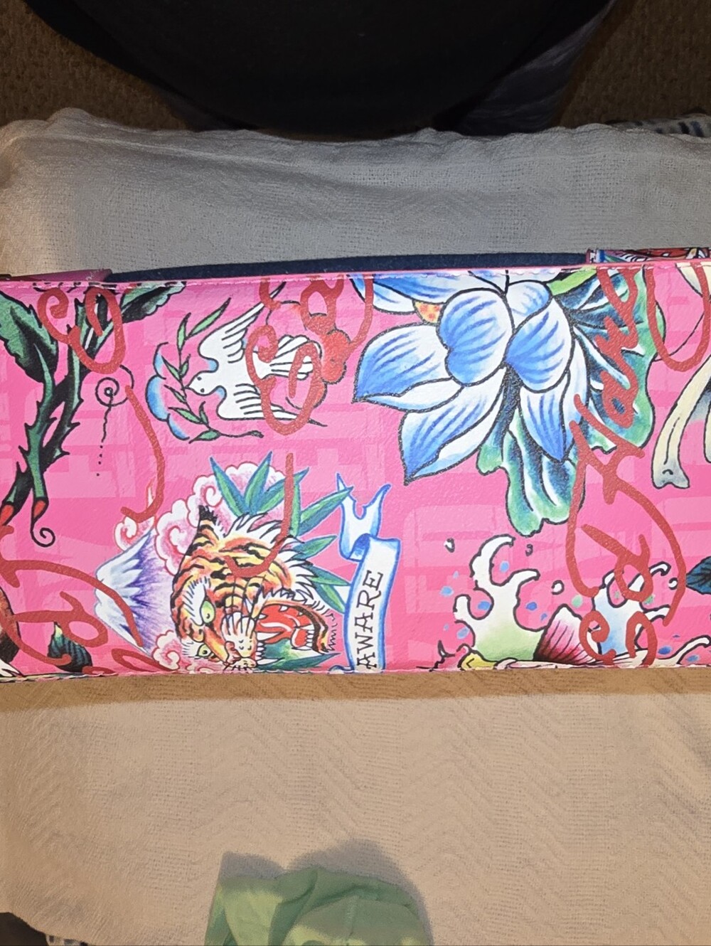 NWOT Ed Hardy Pink Tattoo Print Satchel Tote Bag - Picture 11 of 11